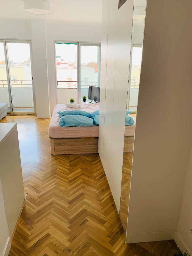 Pisos Con Piscina Barrio Exclusivo-Wizinkcenter Alquiler Temporada Daire Madrid Dış mekan fotoğraf
