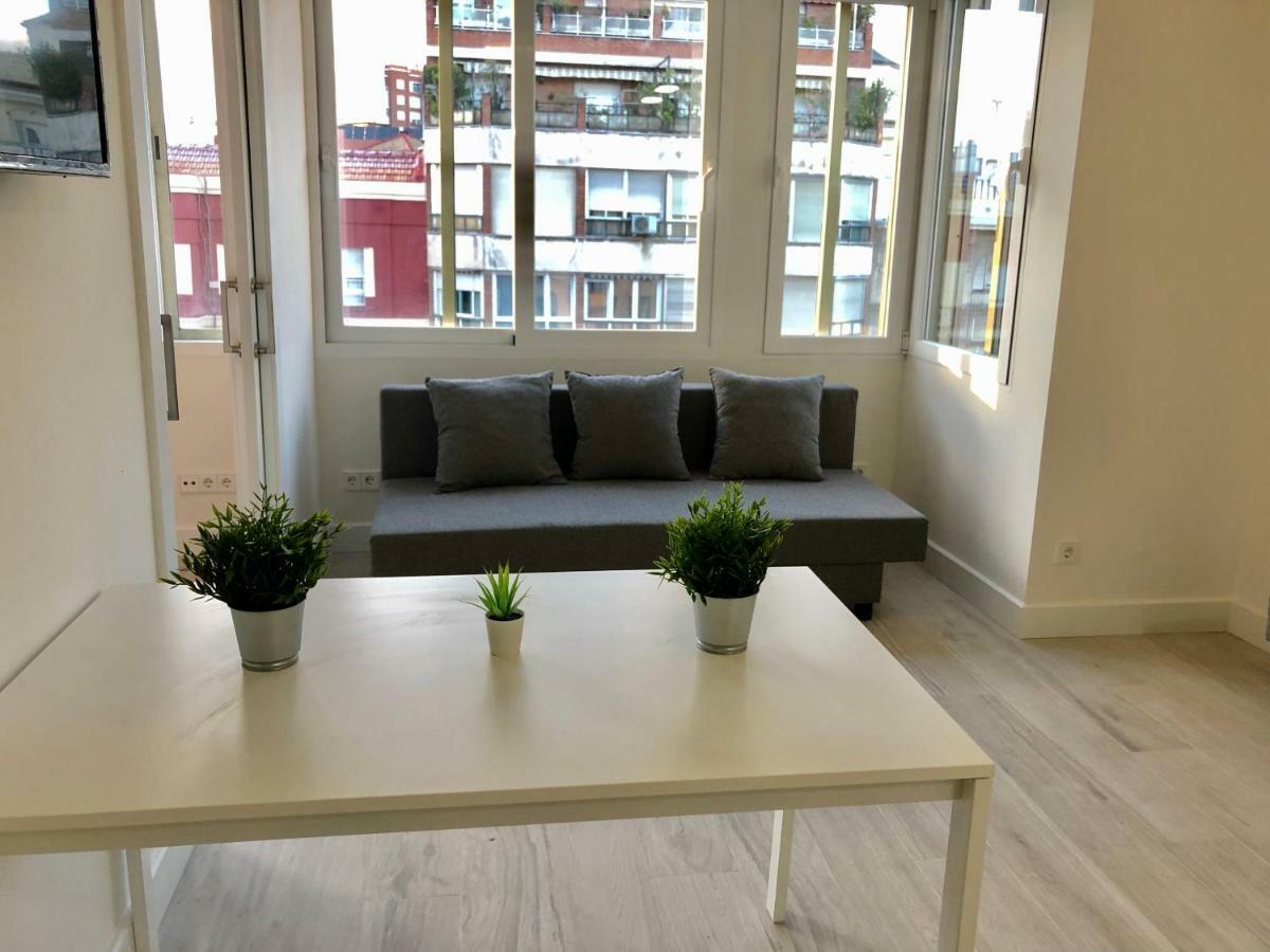 Pisos Con Piscina Barrio Exclusivo-Wizinkcenter Alquiler Temporada Daire Madrid Dış mekan fotoğraf